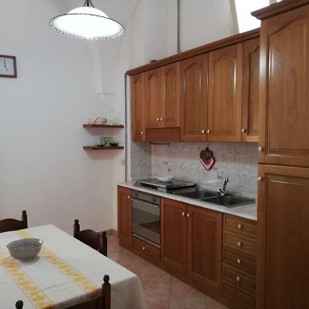 Centro Storico Di Castro Marina Apartment Екстериор снимка