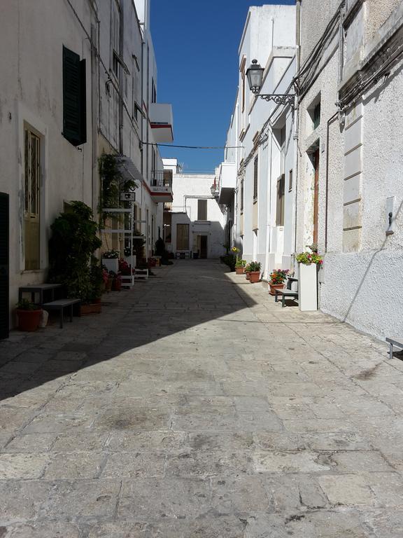 Centro Storico Di Castro Marina Apartment Стая снимка