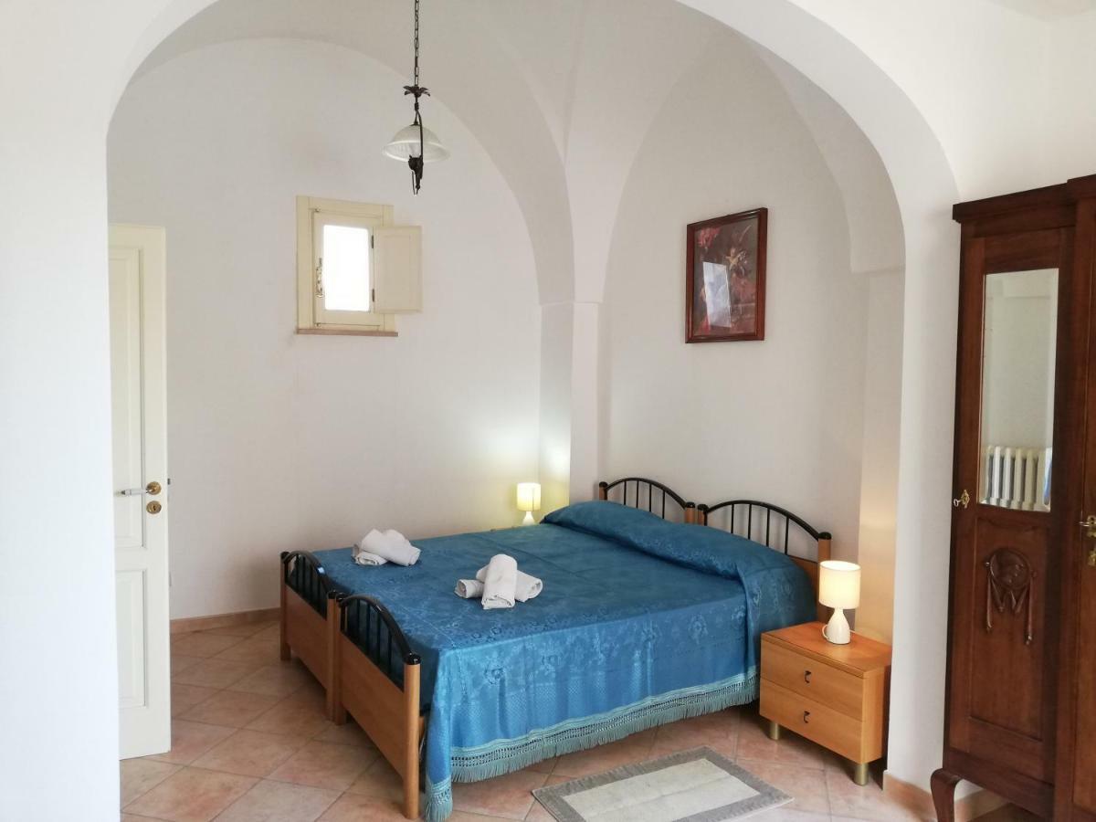 Centro Storico Di Castro Marina Apartment Екстериор снимка