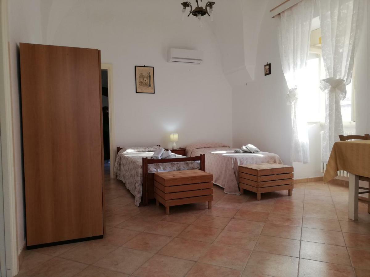Centro Storico Di Castro Marina Apartment Екстериор снимка